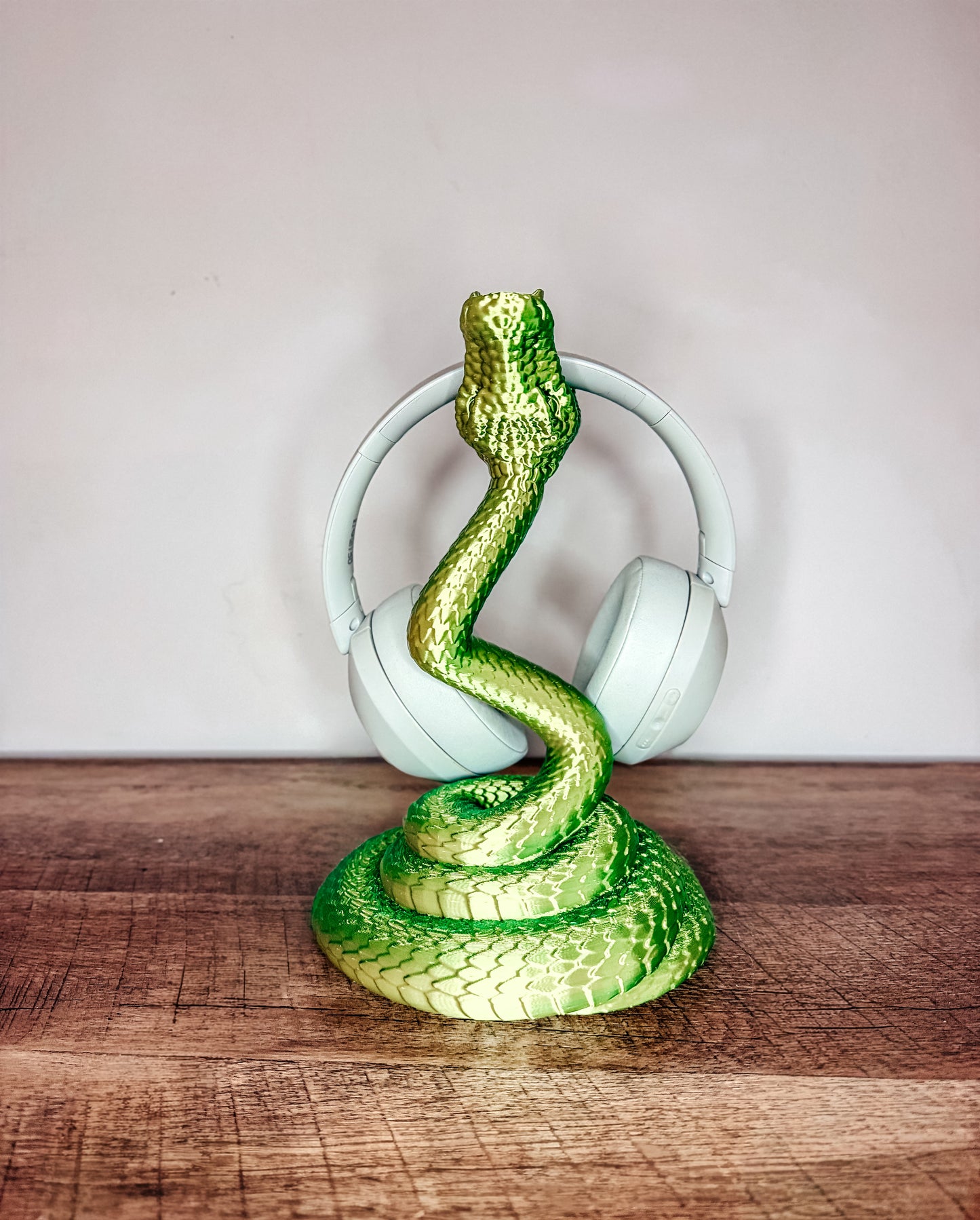 Snake Headphone Holder