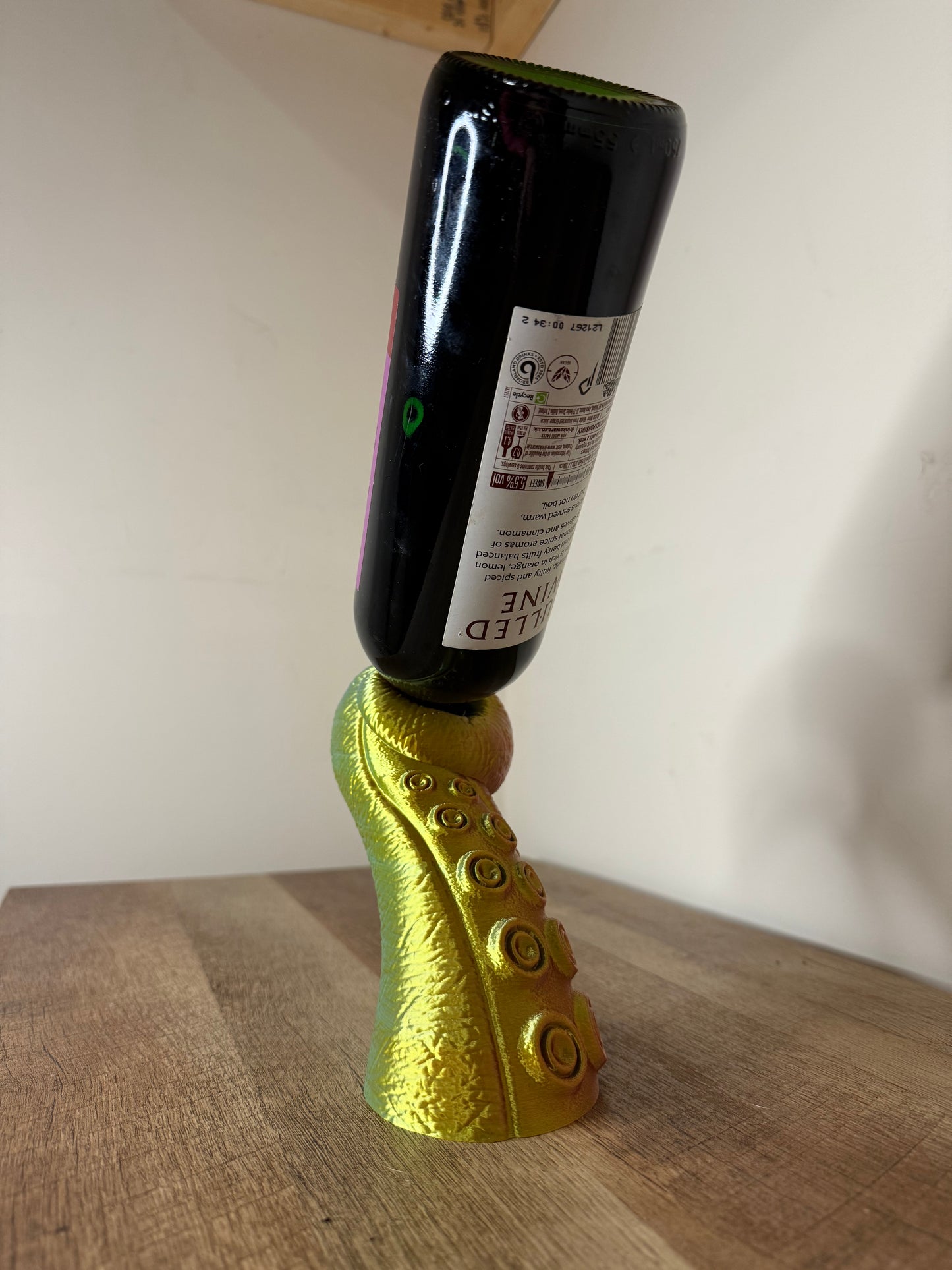 Tentacle Wine Holder